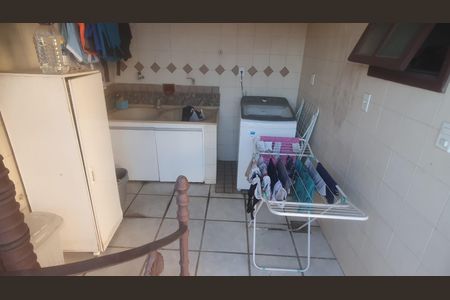 Área de serviço de casa à venda com 5 quartos, 280m² em Santa Branca, Belo Horizonte