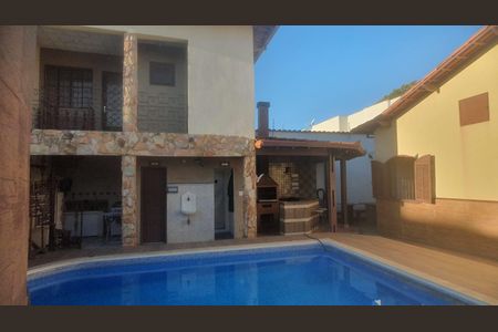 Área externa de casa à venda com 5 quartos, 280m² em Santa Branca, Belo Horizonte