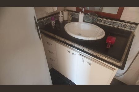 Banheiro de casa à venda com 5 quartos, 280m² em Santa Branca, Belo Horizonte