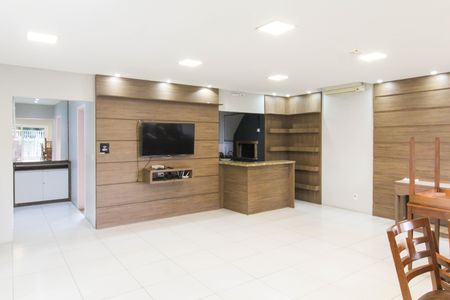 Apartamento para alugar com 52m², 2 quartos e 1 vaga Apartamento para alugar com 52m², 2 quartos e 1 vagaÁrea comum - Salão de festas