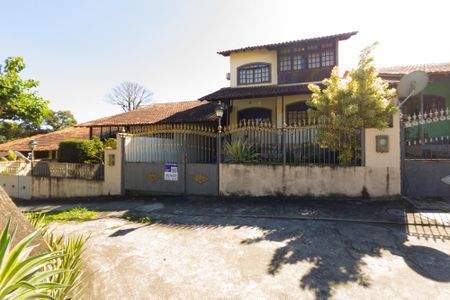 Fachada de casa de condomínio à venda com 5 quartos, 288m² em Campo Grande, Rio de Janeiro