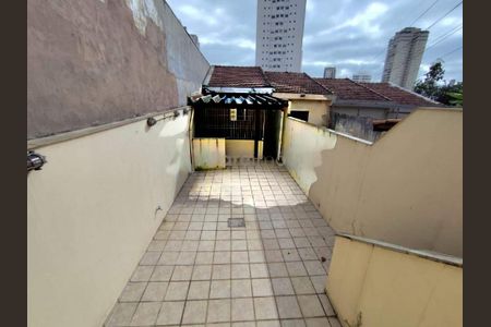 Casa à venda com 2 quartos, 130m² em Vila Bertioga, São Paulo