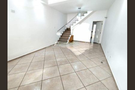 Casa à venda com 2 quartos, 130m² em Vila Bertioga, São Paulo