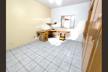 Casa à venda com 2 quartos, 130m² em Vila Bertioga, São Paulo