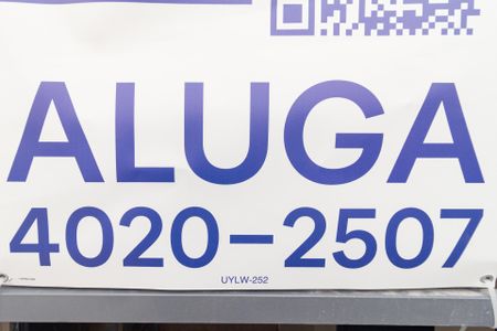 Placa UYLW-252 de apartamento para alugar com 2 quartos, 45m² em Jardim Maria Beatriz, Carapicuíba