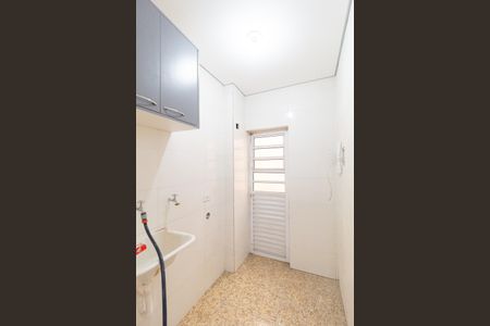 Cozinha e Área de Serviço de apartamento para alugar com 2 quartos, 45m² em Jardim Maria Beatriz, Carapicuíba