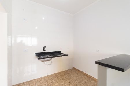 Cozinha e Área de Serviço de apartamento para alugar com 2 quartos, 45m² em Jardim Maria Beatriz, Carapicuíba