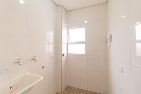 Cozinha e Área de Serviço de apartamento para alugar com 2 quartos, 45m² em Jardim Maria Beatriz, Carapicuíba