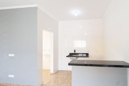 Cozinha e Área de Serviço de apartamento para alugar com 2 quartos, 45m² em Jardim Maria Beatriz, Carapicuíba