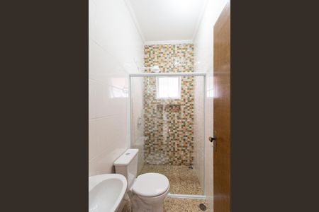 Banheiro de apartamento para alugar com 2 quartos, 45m² em Jardim Maria Beatriz, Carapicuíba