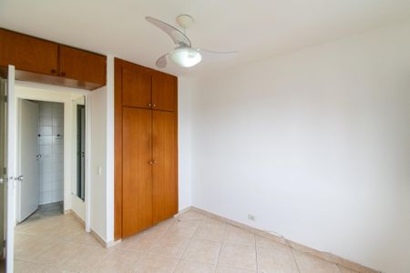 Apartamento para alugar com 44m², 1 quarto e 2 vagas Apartamento para alugar com 44m², 1 quarto e 2 vagasQuarto