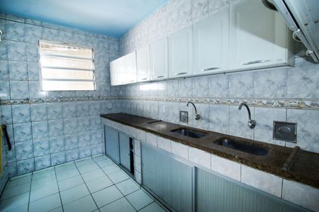 Casa para alugar com 76m², 2 quartos e 1 vagaCozinha