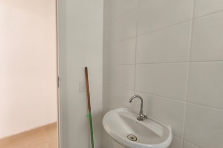 Banheiro de apartamento para alugar com 2 quartos, 46m² em Vila Palacios, Campinas
