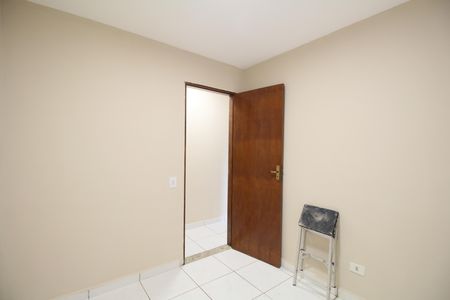 Quarto 1 de casa para alugar com 2 quartos, 46m² em Parque Assuncao, Taboão da Serra
