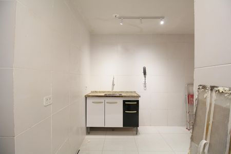 Cozinha/área de serviço  de casa para alugar com 2 quartos, 46m² em Parque Assuncao, Taboão da Serra