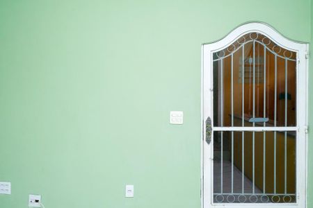 Sala de casa para alugar com 2 quartos, 70m² em Luz, Nova Iguaçu