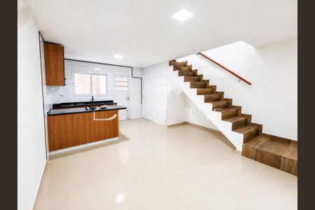 Casa para alugar com 3 quartos, 75m² em Campo Grande, São Paulo