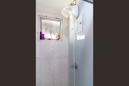 Banheiro de apartamento para alugar com 3 quartos, 62m² em Vila Amélia, São Paulo