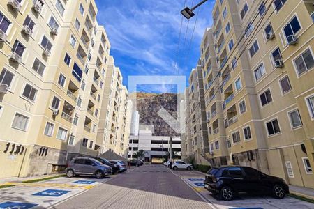 Fachada do bloco de apartamento para alugar com 2 quartos, 45m² em Água Santa, Rio de Janeiro