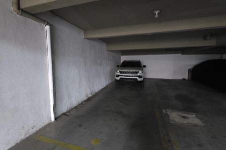 Garagem de apartamento à venda com 3 quartos, 83m² em São Sebastião, Porto Alegre