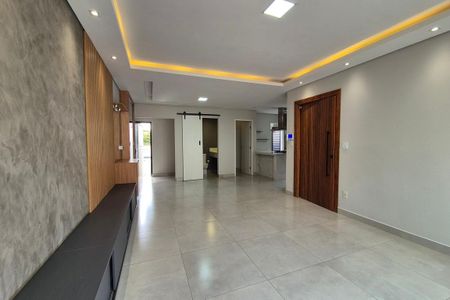 Sala de casa para alugar com 5 quartos, 180m² em Jardim dos Oliveiras, Campinas
