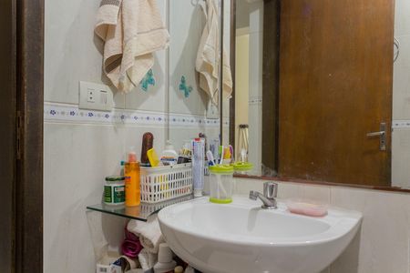 Banheiro de casa à venda com 4 quartos, 125m² em Jardim Thelma, São Bernardo do Campo