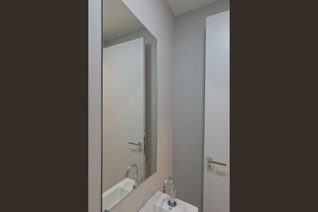 Lavabo de apartamento para alugar com 1 quarto, 41m² em Marapé, Santos
