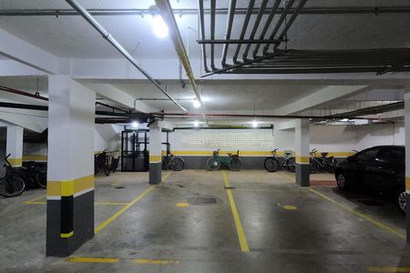Área Comum - Garagem de apartamento para alugar com 1 quarto, 41m² em Marapé, Santos