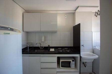Apartamento para alugar com 53m², 2 quartos e 1 vaga Apartamento para alugar com 53m², 2 quartos e 1 vagaCozinha e Área de Serviço