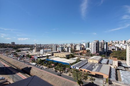 Vista de apartamento para alugar com 2 quartos, 53m² em Serrano, Belo Horizonte