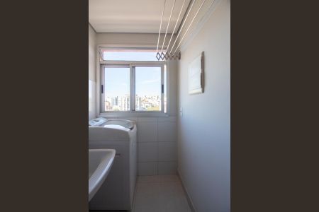 Apartamento para alugar com 53m², 2 quartos e 1 vaga Apartamento para alugar com 53m², 2 quartos e 1 vagaCozinha e Área de Serviço