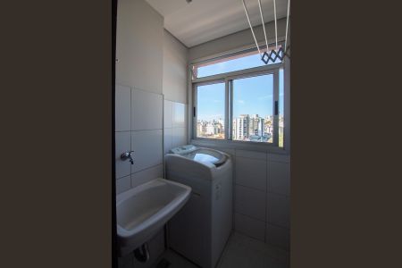 Apartamento para alugar com 53m², 2 quartos e 1 vaga Apartamento para alugar com 53m², 2 quartos e 1 vagaCozinha e Área de Serviço