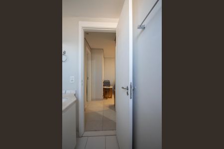 Apartamento para alugar com 53m², 2 quartos e 1 vaga Apartamento para alugar com 53m², 2 quartos e 1 vagaBanheiro Social