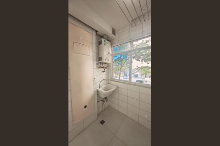 Apartamento para alugar com 75m², 3 quartos e 1 vaga Apartamento para alugar com 75m², 3 quartos e 1 vagaCozinha e Área de Serviço