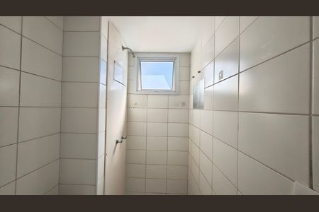 Apartamento para alugar com 75m², 3 quartos e 1 vaga Apartamento para alugar com 75m², 3 quartos e 1 vagaBanheiro da Suíte 2