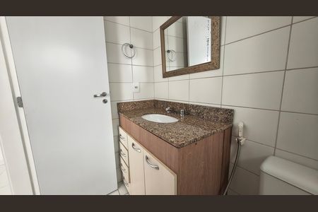 Apartamento para alugar com 75m², 3 quartos e 1 vaga Apartamento para alugar com 75m², 3 quartos e 1 vagaBanheiro da Suíte 1