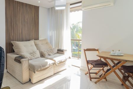 Sala de apartamento à venda com 2 quartos, 55m² em Vila Valqueire, Rio de Janeiro
