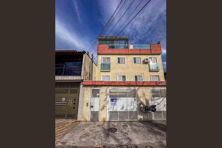 Apartamento para alugar com 40m², 2 quartos e 1 vaga Apartamento para alugar com 40m², 2 quartos e 1 vagaFachada