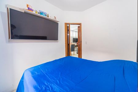 Quarto 1 de apartamento para alugar com 2 quartos, 40m² em Parque Erasmo Assunção, Santo André