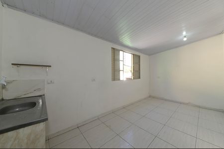 Casa para alugar com 1 quarto, 30m² em Vila Maracana, São Paulo