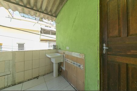Área de serviço de casa para alugar com 1 quarto, 30m² em Vila Maracana, São Paulo