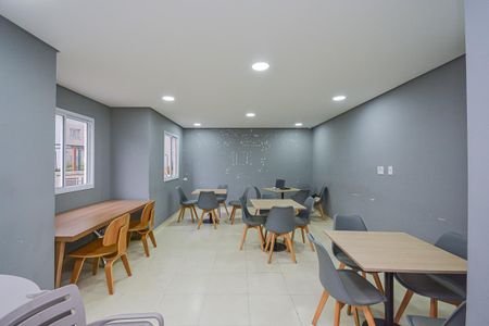 Apartamento à venda com 33m², 2 quartos e sem vaga Apartamento à venda com 33m², 2 quartos e sem vagaÁrea comum - Salão de festas