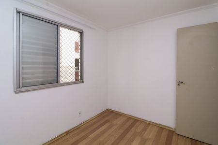 Quarto 1 de apartamento para alugar com 2 quartos, 48m² em Vila Indiana, Taboão da Serra