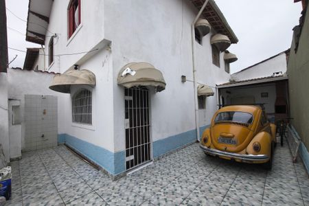 Garagem de casa para alugar com 1 quarto, 82m² em Maracanã, Praia Grande
