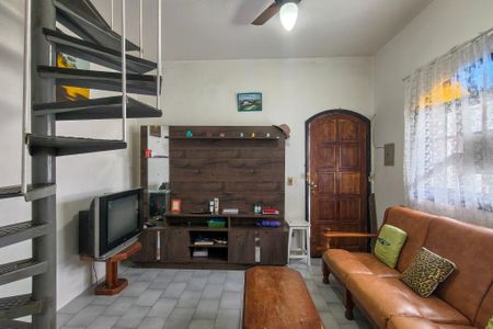 Sala de casa para alugar com 1 quarto, 82m² em Maracanã, Praia Grande