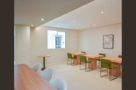 Apartamento à venda com 2 quartos, 39m² em Socorro, São Paulo