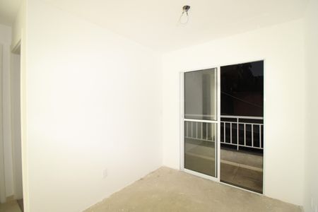 Sala de apartamento à venda com 2 quartos, 38m² em Vila Carmosina, São Paulo