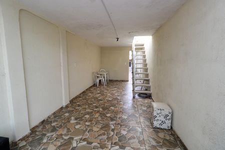 Garagem de casa à venda com 2 quartos, 110m² em Jardim Stella, Santo André