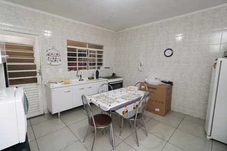 Cozinha de casa à venda com 2 quartos, 110m² em Jardim Stella, Santo André