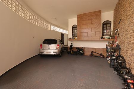 Garagem de casa para alugar com 4 quartos, 215m² em Jardim Las Vegas, Santo André